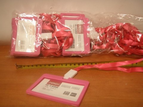Identyfikator na smyczy 20szt 9x5,5 SMC-15097 Identyfikator na smyczy 20szt 9x5,5 SMC-15097