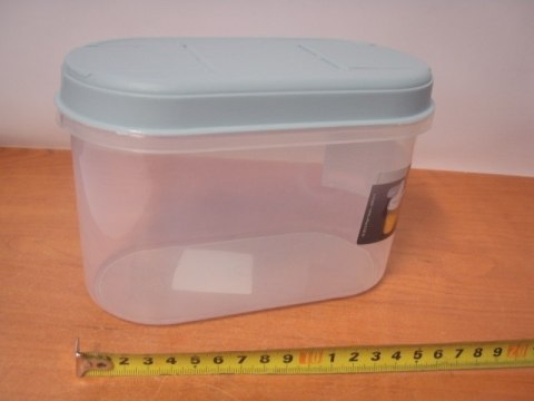 Pojemnik plastikowy z dozownikiem 1,1l | 1125 Pojemnik plastikowy z dozownikiem 1,1l | 1125