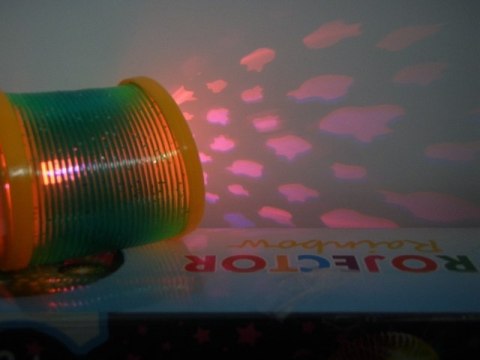 Sprężynka tęczowa z projektorem led 20 szt Sprężynka tęczowa z projektorem led 20 szt