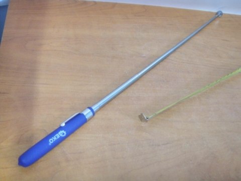 Chwytak mgnetyczny teleskopowy 2,25kg / 65cm G03210 Chwytak mgnetyczny teleskopowy 2,25kg / 65cm G03210
