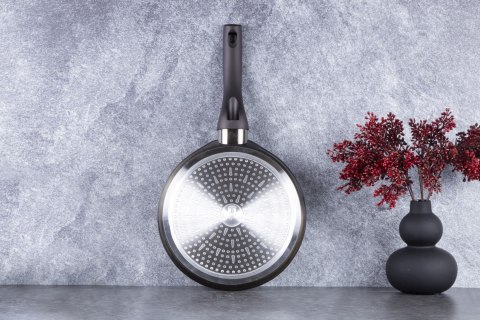 PATELNIA NALEŚNIKOWA Z POWŁOKĄ GRANITOWĄ 25CM DO NALEŚNIKÓW BERLINGER HAUS SHINY BLACK BH-6613 PATELNIA NALEŚNIKOWA Z POWŁOKĄ GRANITOWĄ 25CM DO NALEŚNIKÓW BERLINGER HAUS SHINY BLACK BH-6613