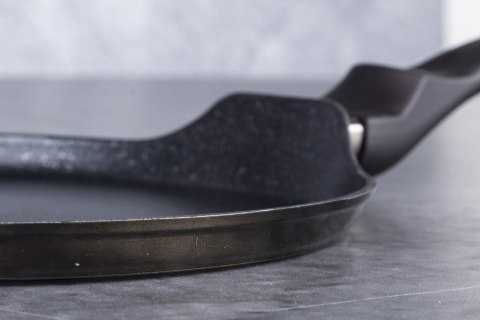 PATELNIA NALEŚNIKOWA Z POWŁOKĄ GRANITOWĄ 25CM DO NALEŚNIKÓW BERLINGER HAUS SHINY BLACK BH-6613 PATELNIA NALEŚNIKOWA Z POWŁOKĄ GRANITOWĄ 25CM DO NALEŚNIKÓW BERLINGER HAUS SHINY BLACK BH-6613