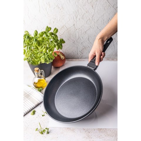 PATELNIA Z POWŁOKĄ MARMUROWĄ NON-STICK 28CM KLAUSBERG KB-7690 PATELNIA Z POWŁOKĄ MARMUROWĄ NON-STICK 28CM KLAUSBERG KB-7690