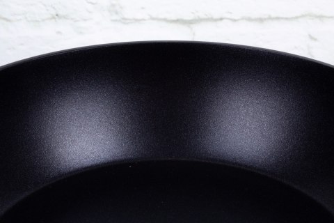 WOK PATELNIA GŁĘBOKA Z POWŁOKĄ TYTANOWĄ 28CM BERLINGER HAUS MONACO BH-7091 WOK PATELNIA GŁĘBOKA Z POWŁOKĄ TYTANOWĄ 28CM BERLINGER HAUS MONACO BH-7091