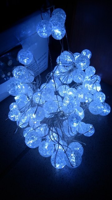 Lampki na druciku 80led KULKI św. zimne Lampki na druciku 80led KULKI św. zimne
