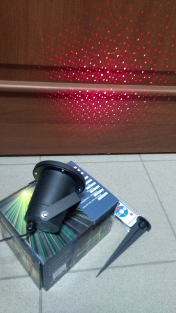 Projektor laser wodoodporny + pilot | J2299 Projektor laser wodoodporny + pilot | J2299