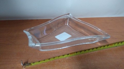 Talerz Miska na przekąski przystawki Tapas szklana 17cm Talerz Miska na przekąski przystawki Tapas szklana 17cm