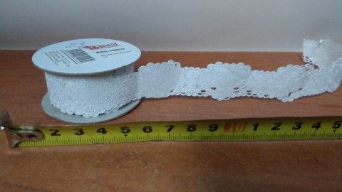 Wstążka samoprzylepna koronka biała SERCA 3 | RBS-3M009 Wstążka samoprzylepna koronka biała SERCA 3 | RBS-3M009