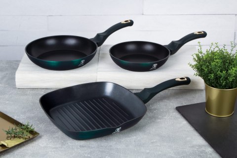 ZESTAW 3 PATELNI TYTANOWYCH BERLINGER HAUS METALLIC EMERALD BH-6167 ZESTAW 3 PATELNI TYTANOWYCH BERLINGER HAUS METALLIC EMERALD BH-6167