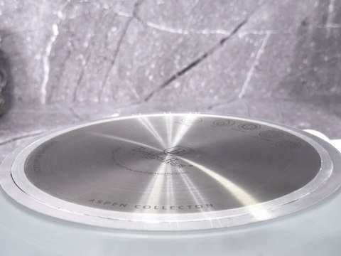 ZESTAW GARNEK Z PATELNIĄ 24CM Z POWŁOKĄ TYTANOWĄ BERLINGER HAUS ASPEN BH-7079 ZESTAW GARNEK Z PATELNIĄ 24CM Z POWŁOKĄ TYTANOWĄ BERLINGER HAUS ASPEN BH-7079