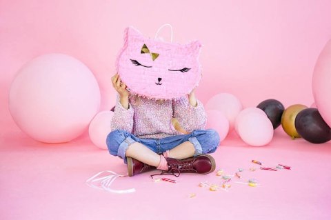 Piniata Urodzinowa Kotek - Spadające Prezenty 35x27x9 cm Partydeco Piniata Urodzinowa Kotek - Spadające Prezenty 35x27x9 cm Partydeco