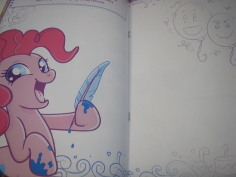 Książeczka MY LITTLE PONY SKARB + orginalna figurka Książeczka MY LITTLE PONY SKARB + orginalna figurka