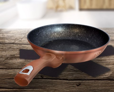 ZESTAW 3 PATELNI GRANITOWYCH 20/24/28CM BERLINGER HAUS METALLIC LINE ROSE GOLD BH-6195 ZESTAW 3 PATELNI GRANITOWYCH 20/24/28CM BERLINGER HAUS METALLIC LINE ROSE GOLD BH-6195