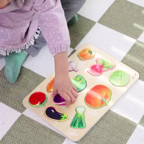 CLASSIC WORLD Drewniana Układanka Montessori Warzyw CLASSIC WORLD Drewniana Układanka Montessori Warzyw