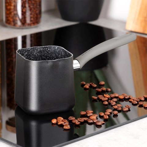 Granitowy Tygielek do Kawy Tureckiej Kwadratowy Nieprzywierający NAVA 550ml Granitowy Tygielek do Kawy Tureckiej Kwadratowy Nieprzywierający NAVA 550ml