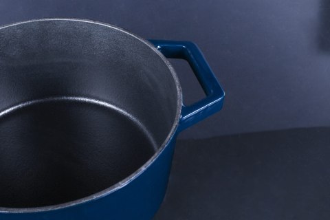 EMALIOWANY GARNEK ŻELIWNY 2.75L 20CM BERLINGER HAUS STRONG MOLD BH-6521 EMALIOWANY GARNEK ŻELIWNY 2.75L 20CM BERLINGER HAUS STRONG MOLD BH-6521