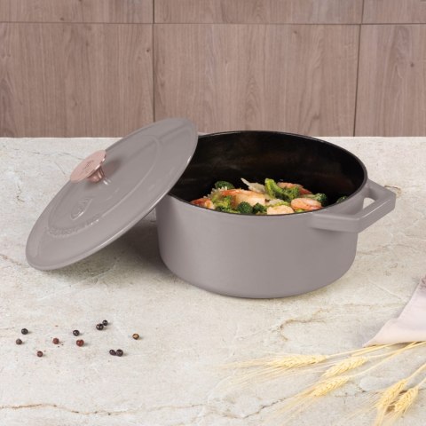 EMALIOWANY GARNEK ŻELIWNY 4.35L 24CM BERLINGER HAUS STRONG MOLD TAUPE BH-6525 EMALIOWANY GARNEK ŻELIWNY 4.35L 24CM BERLINGER HAUS STRONG MOLD TAUPE BH-6525
