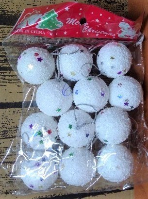 Bombki 12szt. BIAŁE w worku Bombki 12szt. BIAŁE w worku