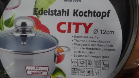 Garnek 0,8l. ze stali nierdzewnej + szklana pokrywka fi-12 CITY Garnek 0,8l. ze stali nierdzewnej + szklana pokrywka fi-12 CITY