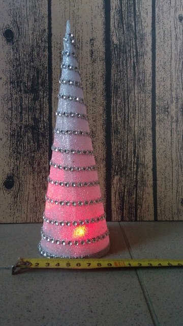 Stożek podświetlany 25cm | BOC-18032 Stożek podświetlany 25cm | BOC-18032