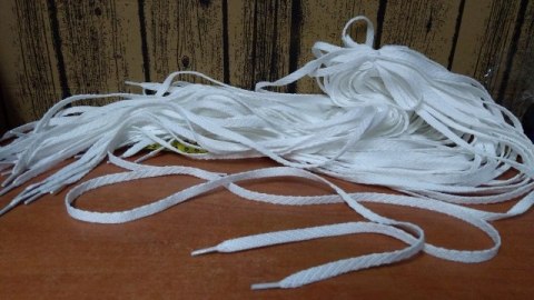 Sznurowadła 25par BIAŁE 100cm Sznurowadła 25par BIAŁE 100cm