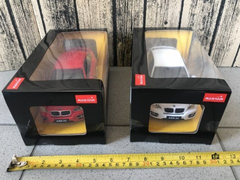 Auto metalowe 1:24 BMW X6 Auto metalowe 1:24 BMW X6