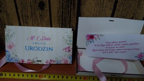Szkatułka/pudełko drewniane URODZINY Szkatułka/pudełko drewniane URODZINY