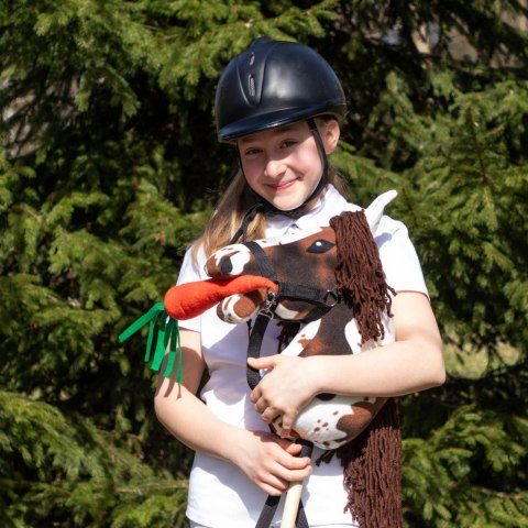 Skippi Hobby Horse - w plamy - brązowe plamki - koń na kiju - kantar Skippi Hobby Horse - w plamy - brązowe plamki - koń na kiju - kantar