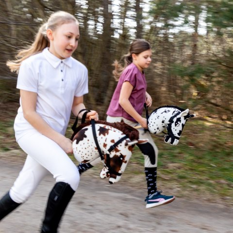 Skippi Hobby Horse - w plamy - brązowe plamki - koń na kiju - kantar Skippi Hobby Horse - w plamy - brązowe plamki - koń na kiju - kantar