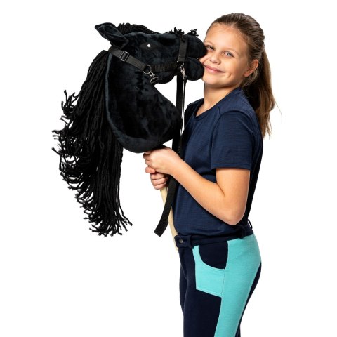 Skippi hobby horse z kantarem czarny koń A3 duży Skippi hobby horse z kantarem czarny koń A3 duży