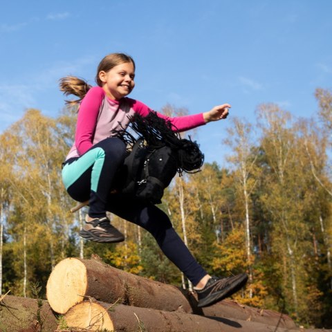 Skippi hobby horse z kantarem czarny koń A3 duży Skippi hobby horse z kantarem czarny koń A3 duży