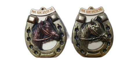 Podkowa na szczęście z koniem na magnes 8 x 5,5 cm NR.128 Podkowa na szczęście z koniem na magnes 8 x 5,5 cm NR.128