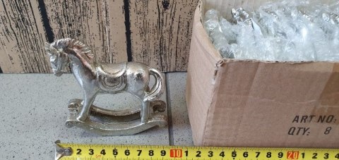Koń ceramiczny na biegunach 8szt. ZŁOTO | 447630 Koń ceramiczny na biegunach 8szt. ZŁOTO | 447630