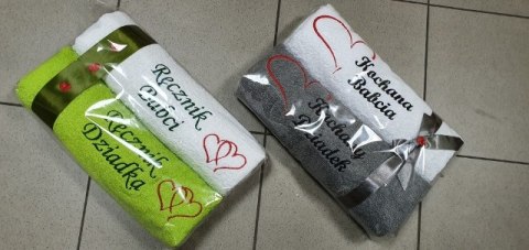 Kpl.2 ręczników frotte 70x140 BABCIA DZIADEK Kpl.2 ręczników frotte 70x140 BABCIA DZIADEK