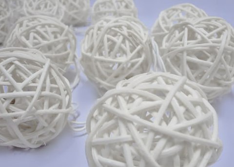 Kule rattanowe białe 7cm, 12szt RCRDSW-BALL7 Kule rattanowe białe 7cm, 12szt RCRDSW-BALL7