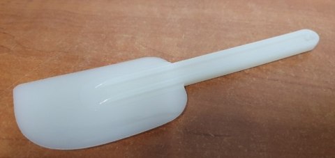 Szpatuła/wybierak plastikowy do ciasta Szpatuła/wybierak plastikowy do ciasta