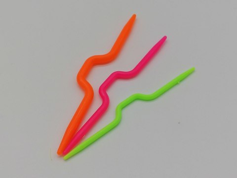 Zestaw do szydełkowania 9el. w etui Zestaw do szydełkowania 9el. w etui