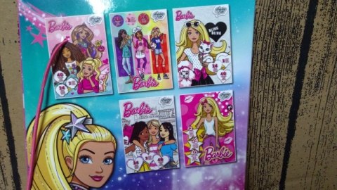 Szablon 2szt,szkicownik 40szt,naklejki 24szt BARBIE Szablon 2szt,szkicownik 40szt,naklejki 24szt BARBIE