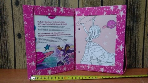 Szablon 2szt,szkicownik 40szt,naklejki 24szt BARBIE Szablon 2szt,szkicownik 40szt,naklejki 24szt BARBIE