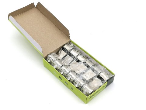 Zestaw gwizdków metalowych 12szt Zestaw gwizdków metalowych 12szt