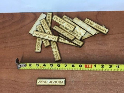 Przywieszka 20szt. PAMIĄTKA ZNAD JEZIORA 4 x 1 cm Przywieszka 20szt. PAMIĄTKA ZNAD JEZIORA 4 x 1 cm