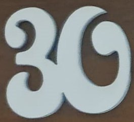 Cyfry drewniane białe ażurowe 5x5cm "30" 10szt. Cyfry drewniane białe ażurowe 5x5cm "30" 10szt.