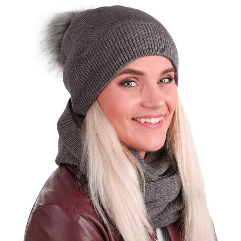 KOMPLET czapka z pomponem i komin KOMPLET czapka z pomponem i komin