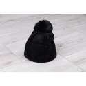 Damska czapka z pomponem
