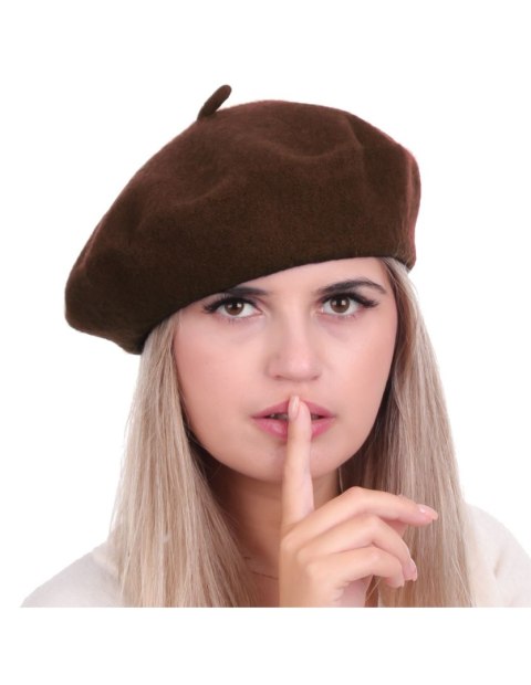 Beret damski w stylu francuskim ciemny brąz Beret damski w stylu francuskim ciemny brąz