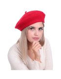 Beret damski w stylu francuskim czerwony
