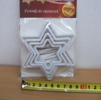 Foremki - wykrawacze plastikowe gwiazdki 4szt. Foremki - wykrawacze plastikowe gwiazdki 4szt.