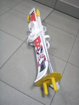 Narty dziecięce 70cm + kijki Narty dziecięce 70cm + kijki
