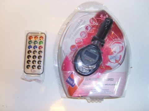 Radio modulator FM/MP3 4w1 M702 Radio modulator FM/MP3 4w1 M702