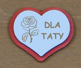 Magnes 5 zst. dla Taty serce z różą 5 cm. - P436W2 Magnes 5 zst. dla Taty serce z różą 5 cm. - P436W2